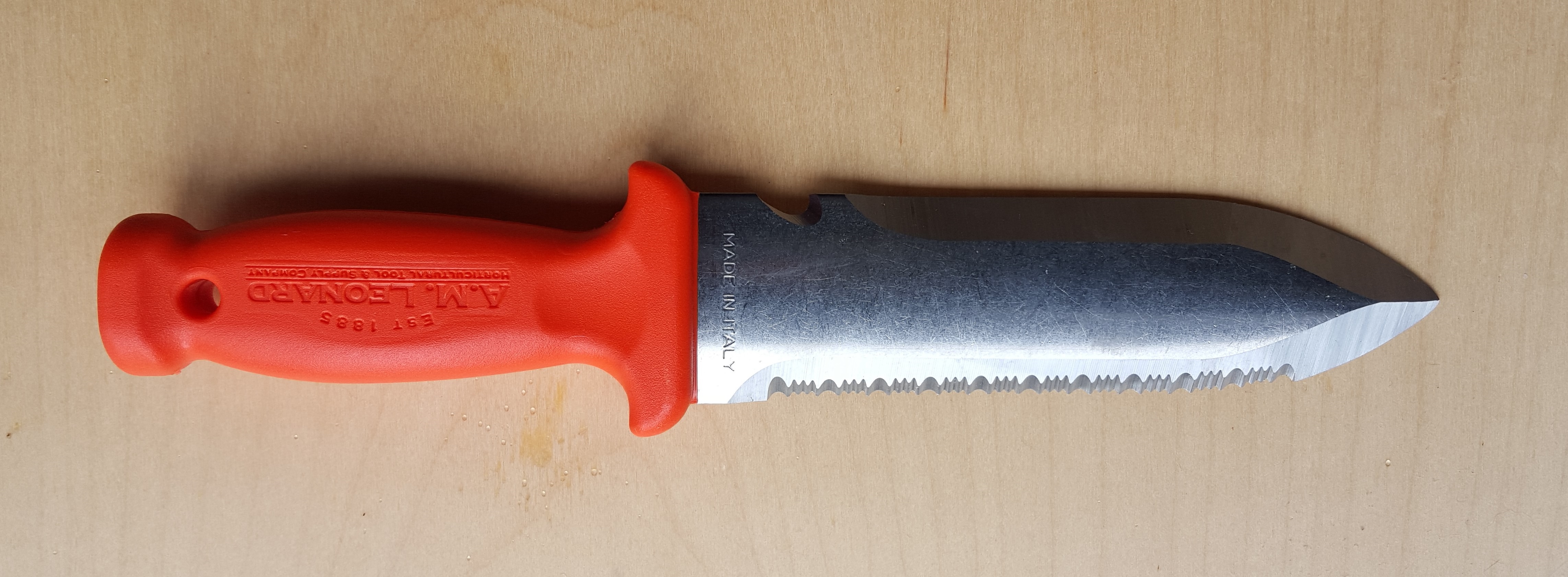 A.M. Leonard Soil Knife Review (3)